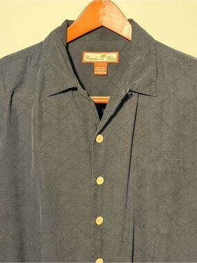Paradise Blue Island Style Men's Black Short-Sleeve Button-Up Shirt 100% Silk